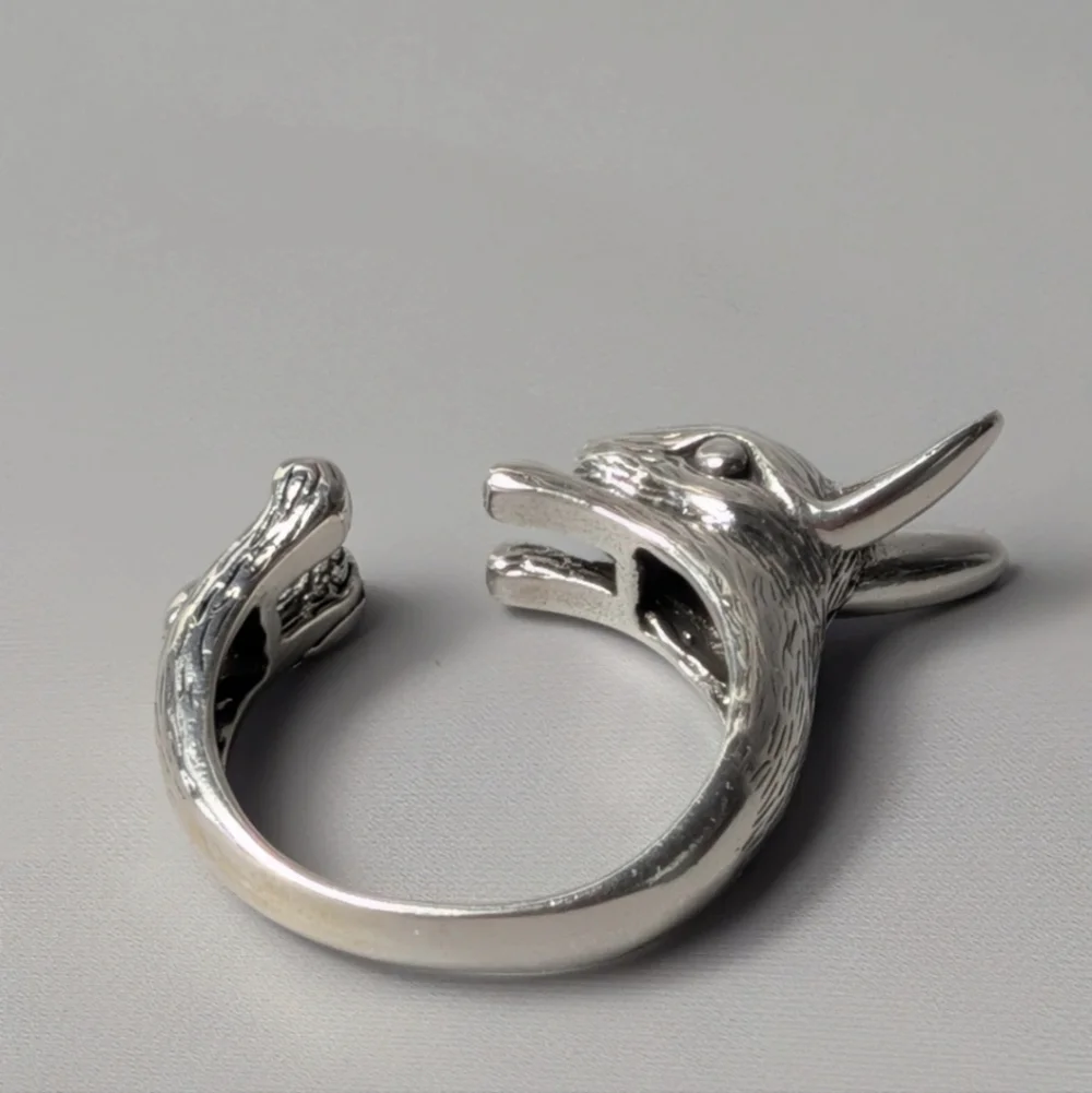 Rabbit Design Ring - Picture 2 of 3